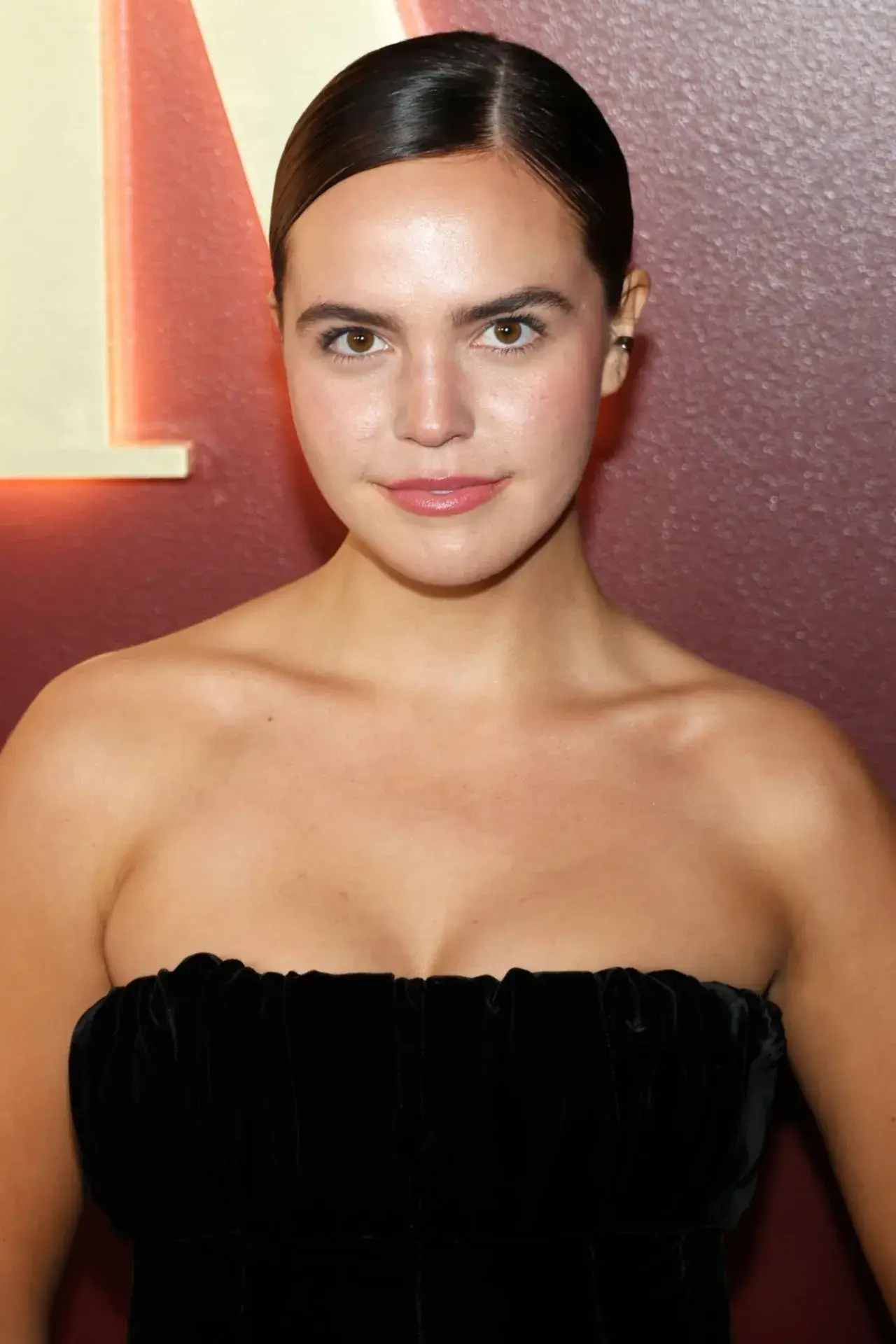 BAILEE MADISON AT VANITY FAIR AND INSTAGRAM VANITIES A NIGHT FOR YOUNG HOLLYWOOD 5